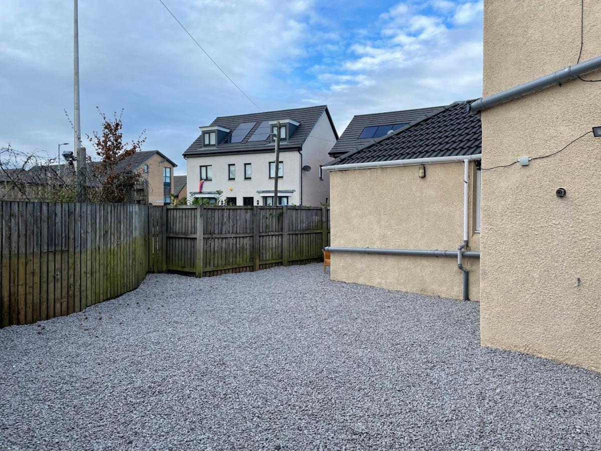 Glasgow Airport Apartments Paisley Exterior foto